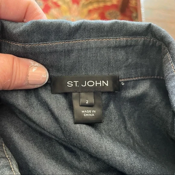 St. John denim button down shirt size 2. E#262 - Picture 5 of 7